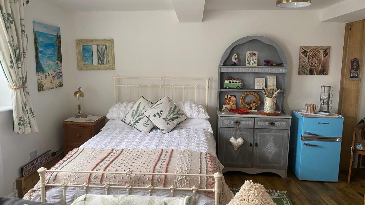 Wheelhouse - Grinkle Bell Cottage ซอลท์เบิร์น-บาย-เดอะ-ซี ภายนอก รูปภาพ
